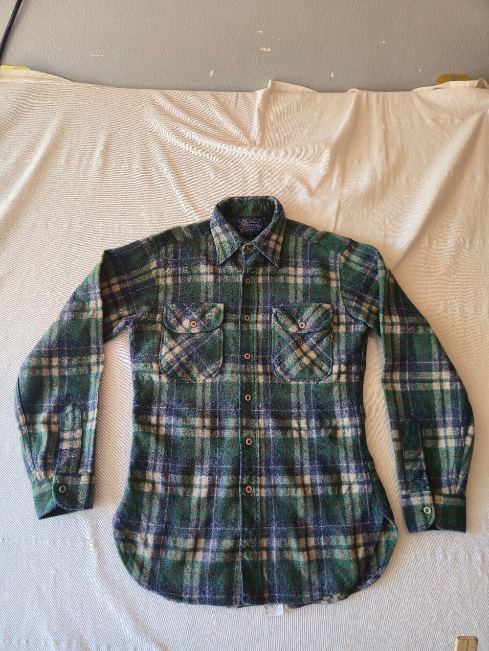 Vintage 70s 80s Pendleton Men's Medium Green and Blue Plaid Wool Shirt